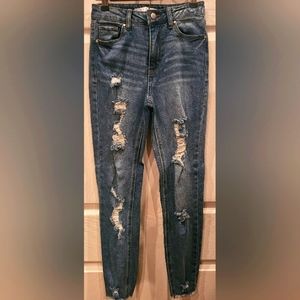 Juniors High-Rise Denim Mom Jeans